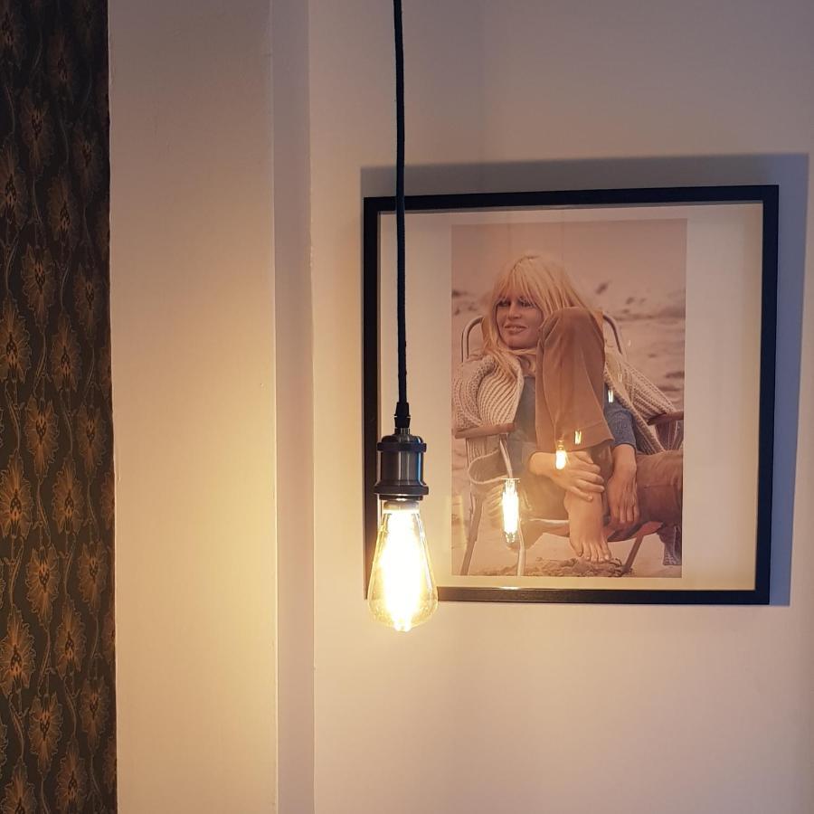 Les Lauriers Hotel Сен Тропе Екстериор снимка
